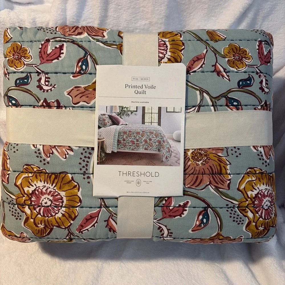 Threshold Earthy Vines Quilt - Full /Queen
